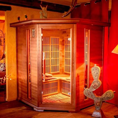 Domaine De La Croix Du Vexin Bed & Breakfast Themericourt ภายนอก รูปภาพ
